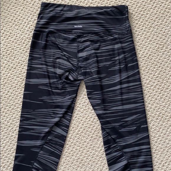 Adidas capris - Picture 6 of 6